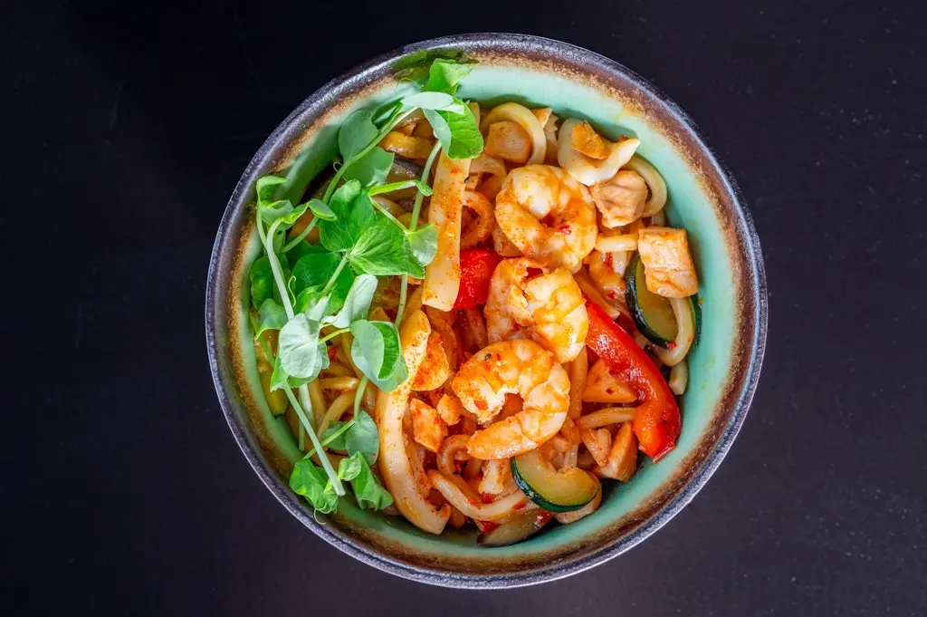 Makaron UDON – sushi Oleśnica | Sushi Okami 2.0