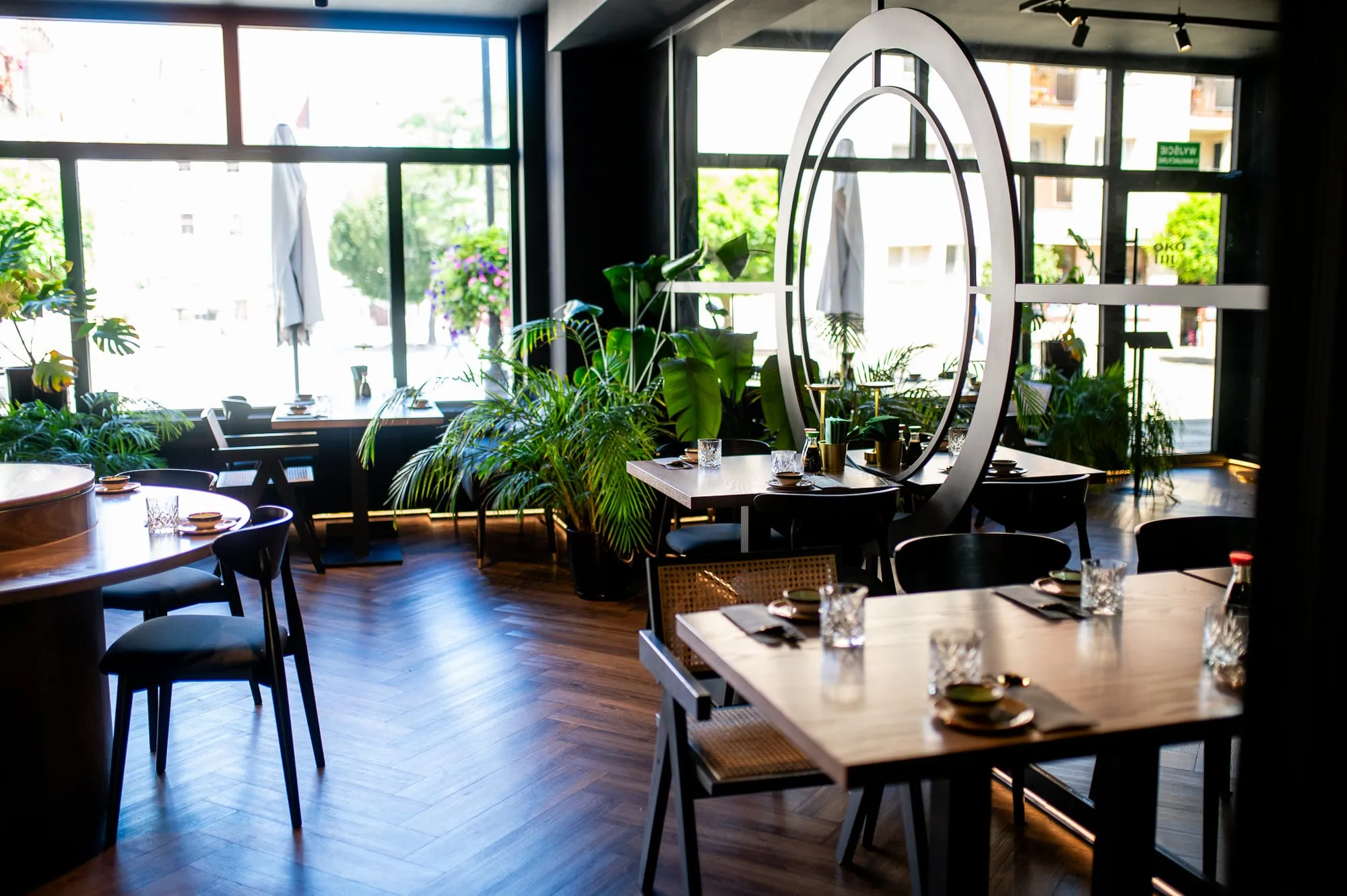 Wnętrze restauracji Sushi Okami 2.0 w Oleśnicy